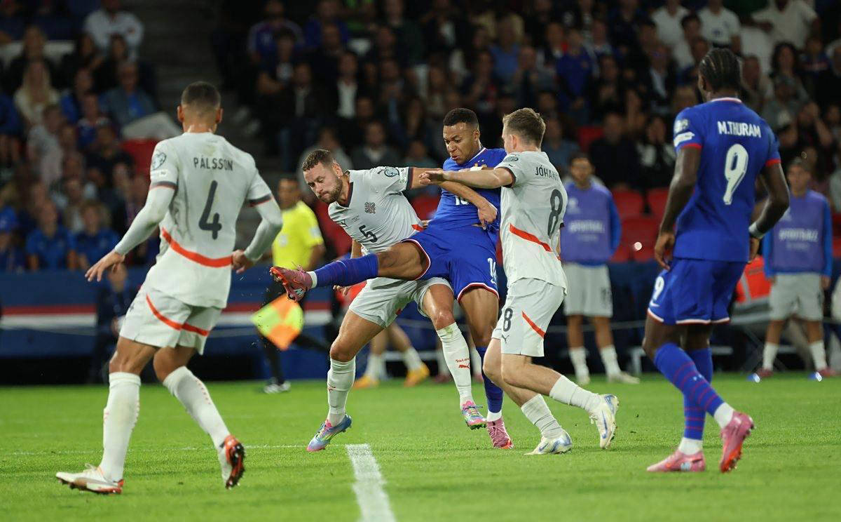 2025最后一战！大巴黎法国杯名单：登贝莱领衔，杜埃在列（2025收官之战！巴黎圣日耳曼法国杯大名单：登贝莱领衔，杜埃入选）