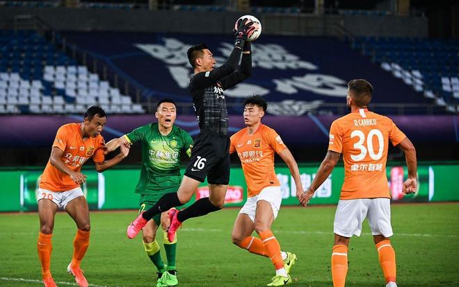 江山代有才人出！阿克利乌什收获法国国家队生涯处子球（新星崭露锋芒！阿克利乌什打入法国队生涯首球）