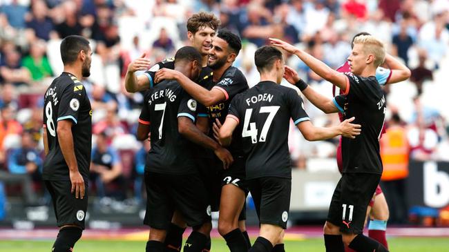 芒特传射建功当选最佳，曼联4比1大胜狼队