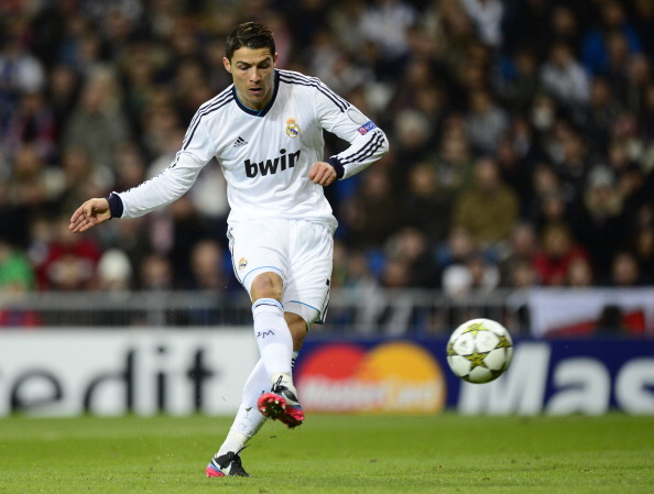 西甲：毕尔巴鄂竞技vs皇家马德里，圣马梅斯难挡银河战舰