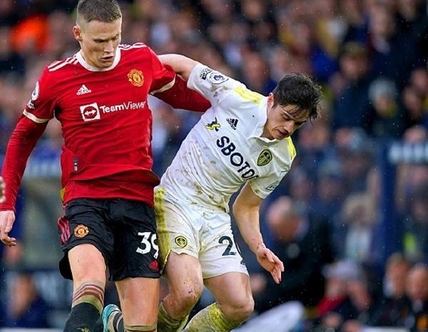 每体：孔德本赛季状态不佳，伊尼戈离队后巴萨防线表现不稳