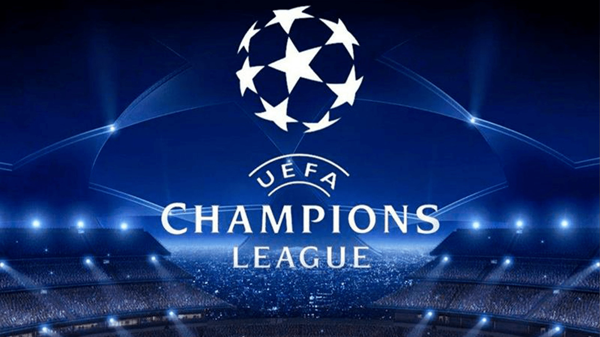 横看成岭侧成峰，乔治娜晒出差照秀出傲人身材