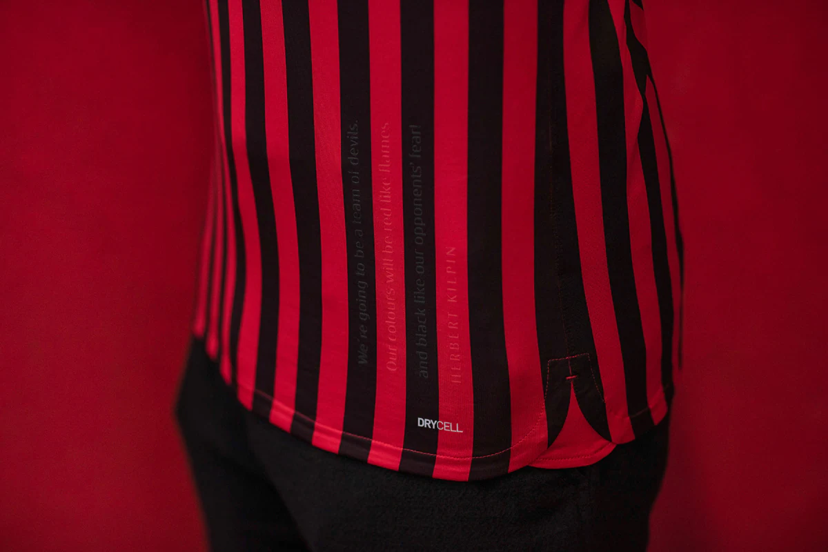 阿诺德或伤缺两个月！皇马赛程：12月欧冠战曼城，明年1月西超杯（阿诺德恐休战两月！皇马赛程：12月欧冠对阵曼城，明年1月征战西超杯）