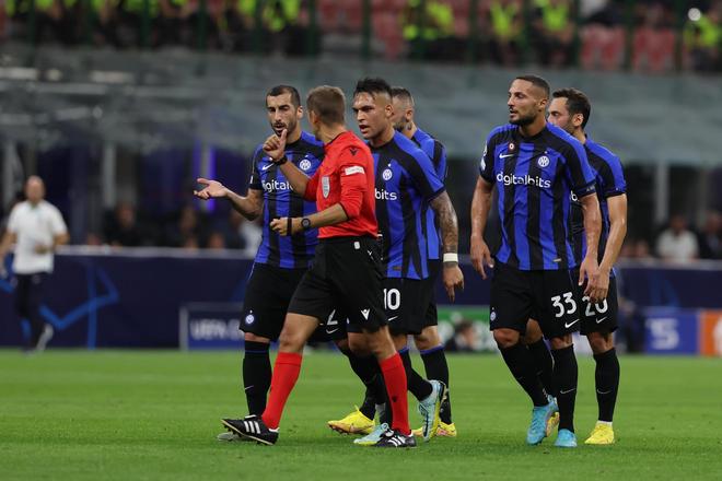 日职战报：桑塔纳等4人破门，浦和红钻4-0大胜川崎前锋