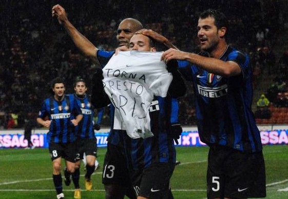 慕尼黑1860主席回应拜仁球迷横幅：这完全不尊重人，越界了