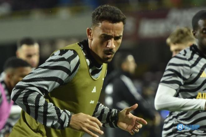 混合团体世界杯：德国队力克瑞典，邱党单打三分领衔，双打遗憾失利