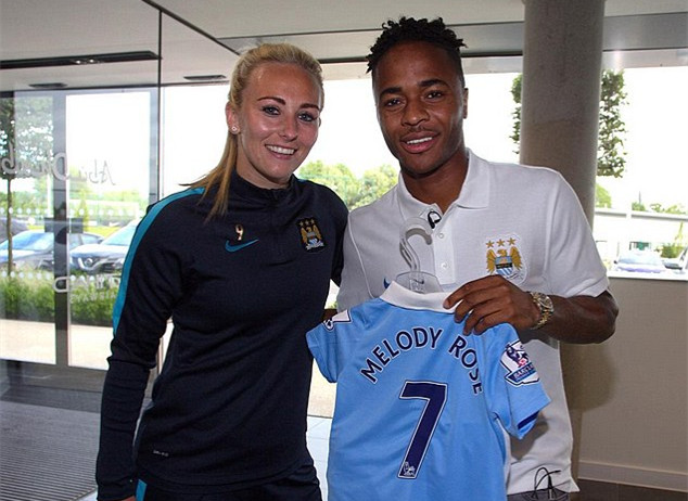 西海岸投资人：我鼓励邵佳一去报名国足，国家需要我义不容辞