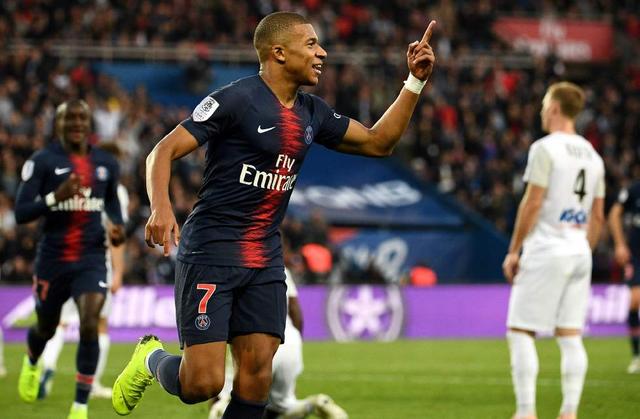 米体：铃木彩艳受伤，帕尔马可以考虑在冬窗前免签一名新门将（米兰体育报：铃木彩艳受伤，帕尔马或在冬窗开启前引进自由身门将）