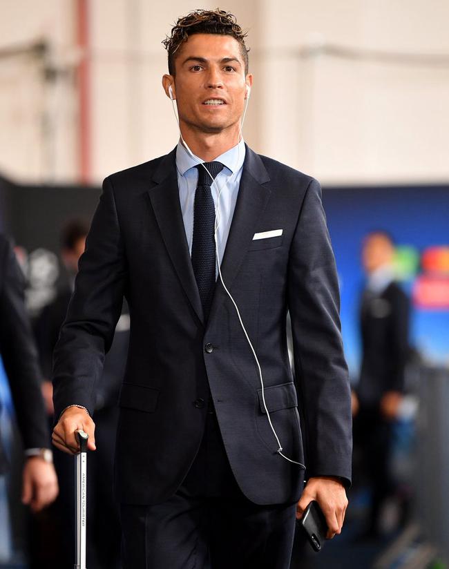 巴塞罗那迎战特内里费：女子足球联赛的巅峰对决